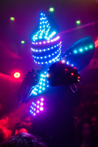 Glowbots3
